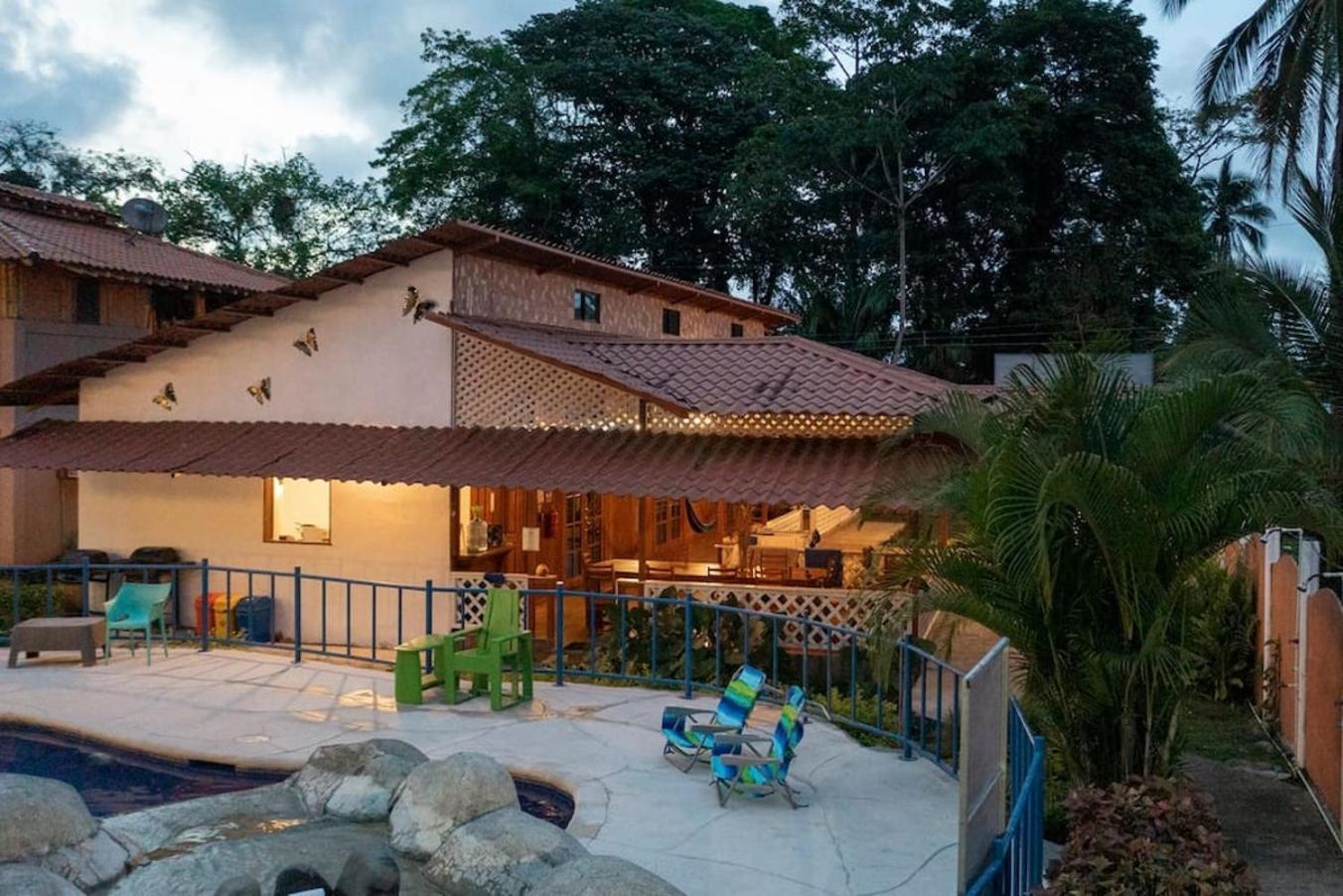 Poolside Beach House At Pangea Lodge Manzanillo  Exterior photo